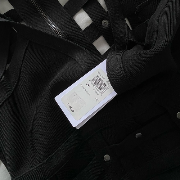 GUESS MINI BLACK BANDAGE DRESS😍😍 - Picture 4 of 4